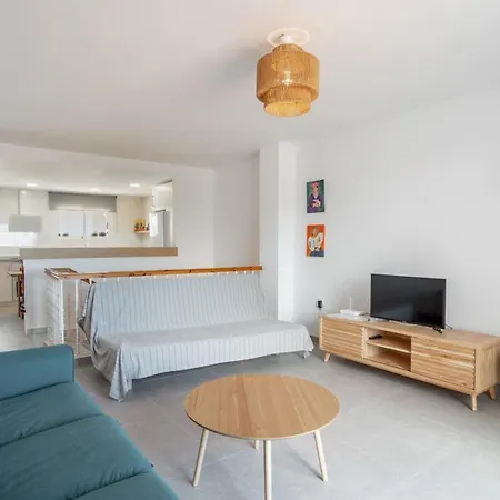 فيلة Sofia Seaview Dreamscape *